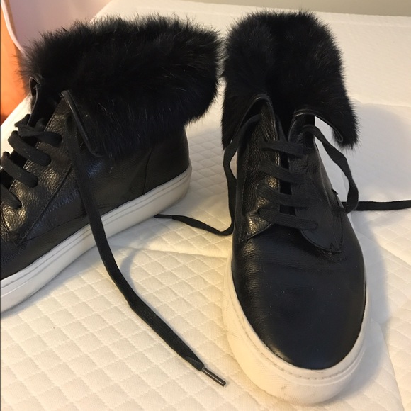 Vince Fur Sneakers - Picture 3 of 7